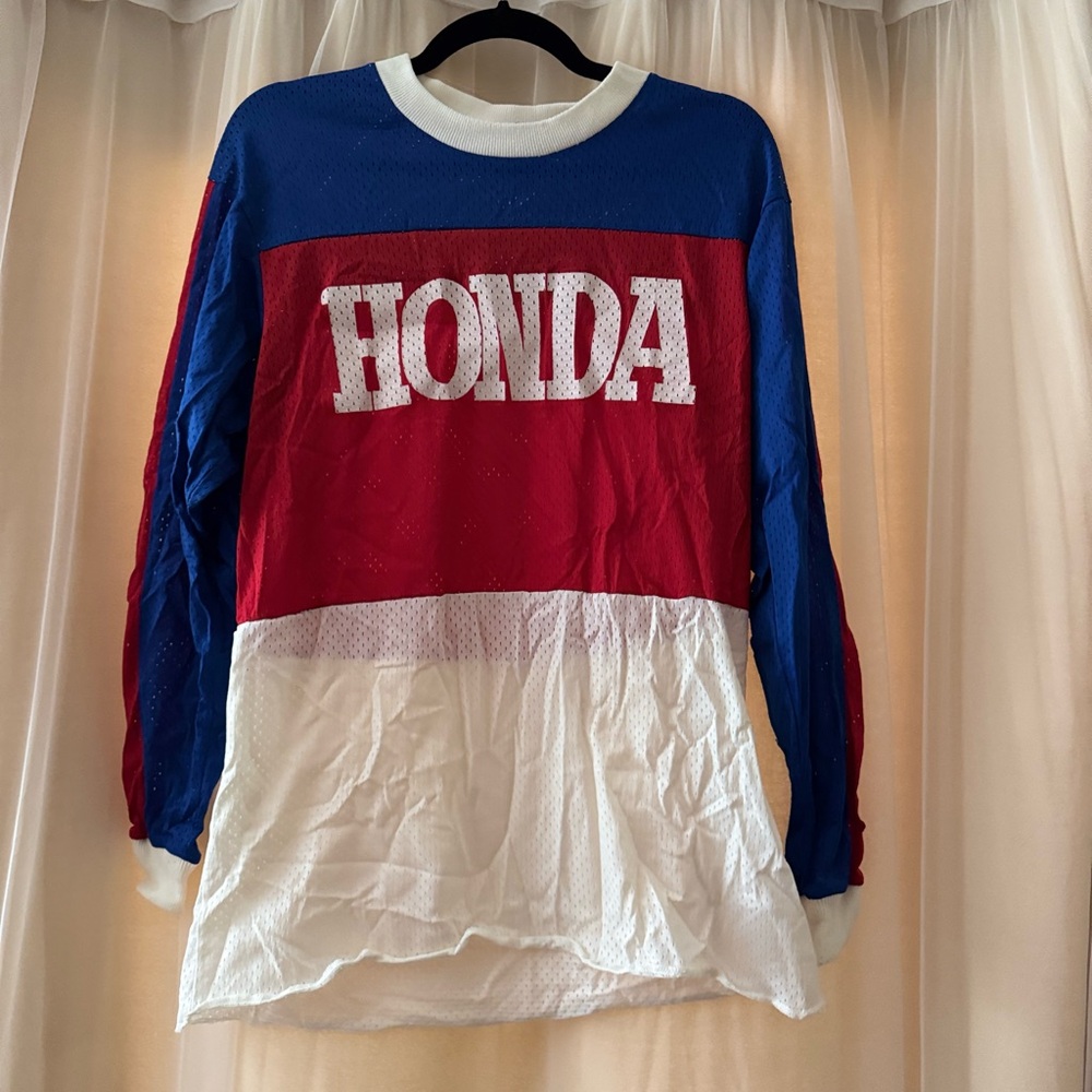 Men's Red, Blue, and White Long Sleeve Shirt